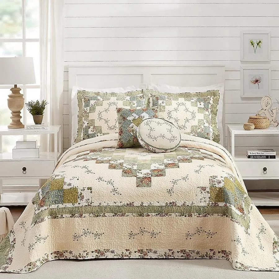 Modern Heirloom Olivia Multiple colors/finishes Floral Reversible Queen Bedspread Cotton with ( Cotton Fill )