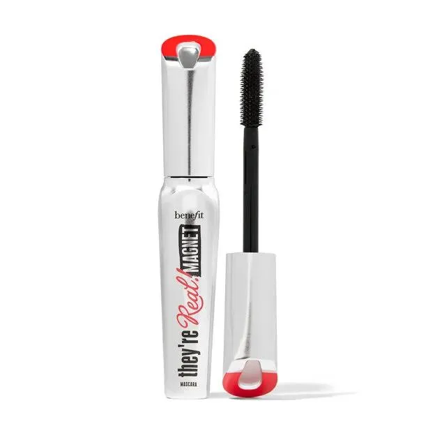 They're Real! Magnet Extreme Lengthening Mascara