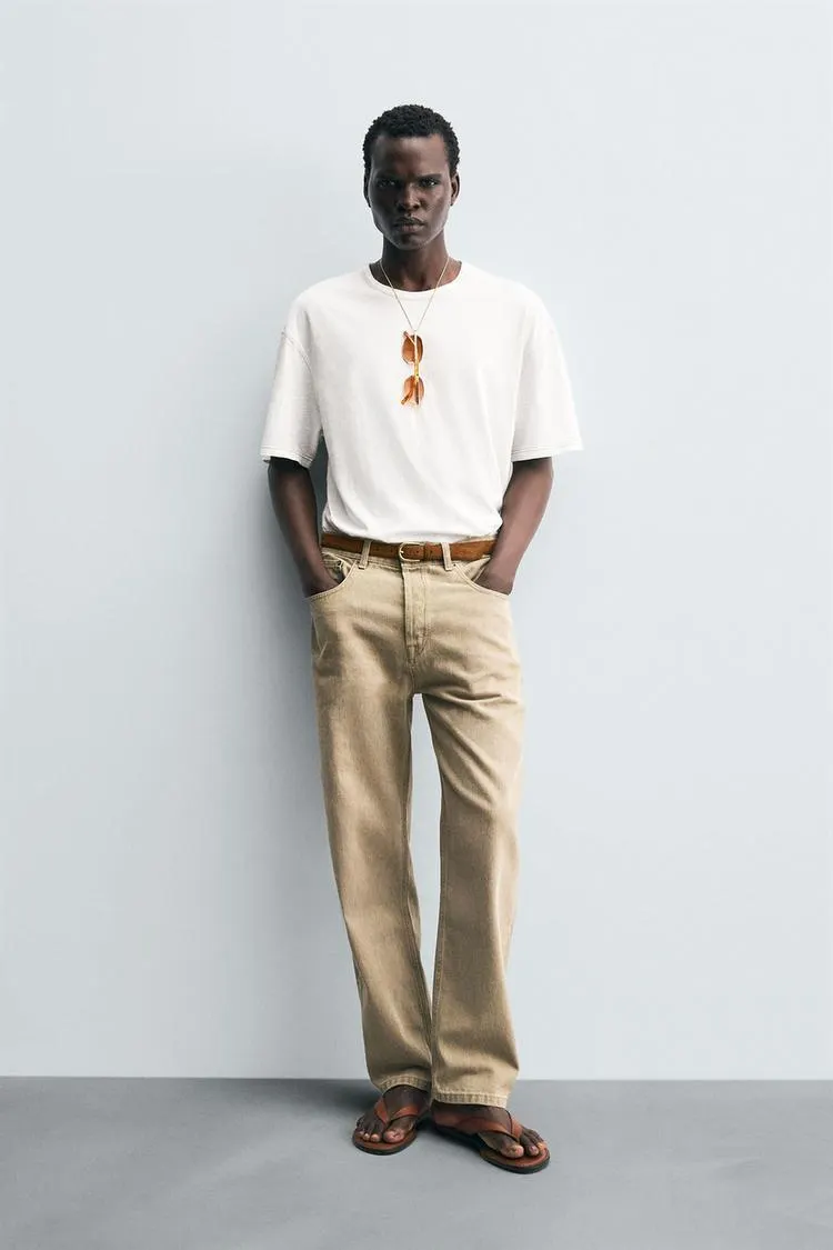 CONTRAST TOPSTITCH T-SHIRT