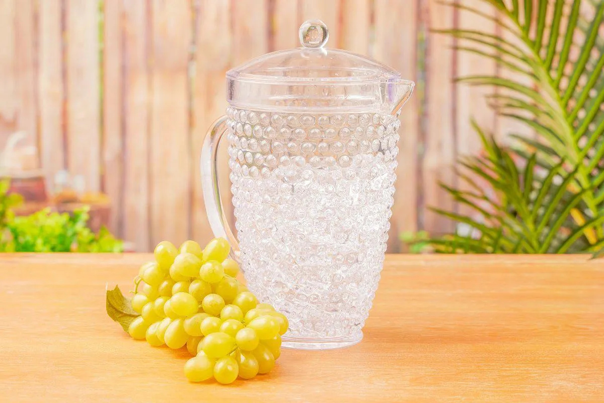 Pier 1 Emma Clear Acrylic 2.5 QT Beverage Pitcher