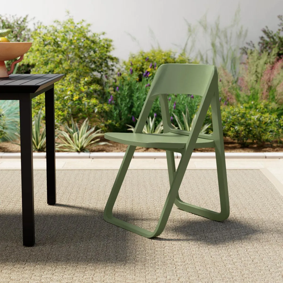 Armo Outdoor Folding Dining Side Chair