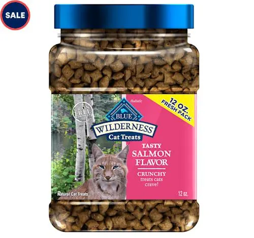 Blue Buffalo Wilderness Made with Natural Ingredients, Tasty Salmon Flavor Crunchy Cat Treats, 12 oz.