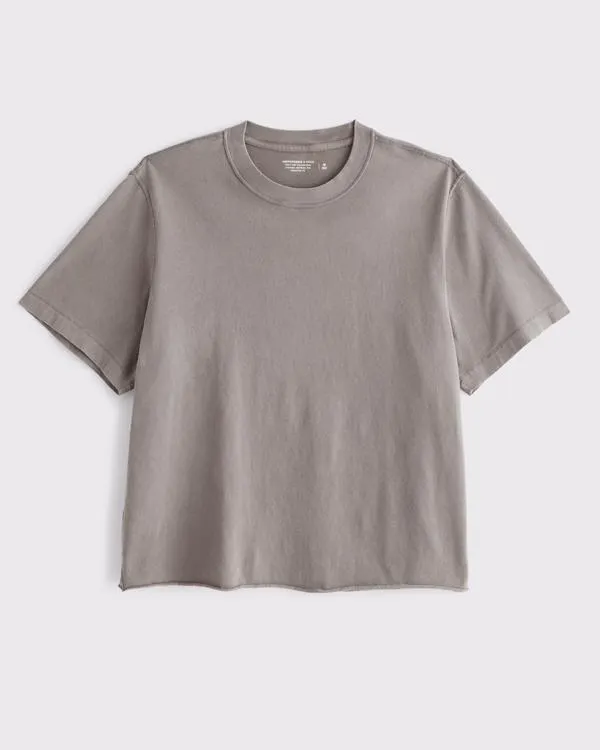 Vintage-Inspired Cropped Tee