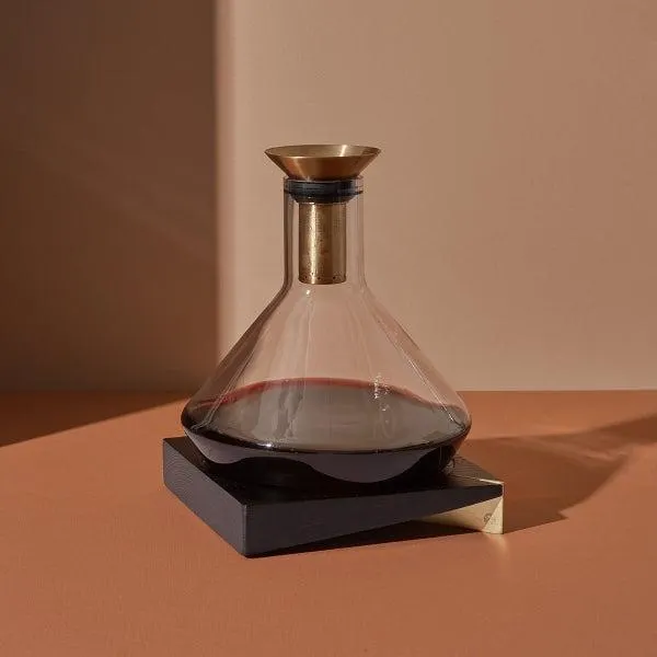 Rabbit RBT Glass Decanter with Wood Base