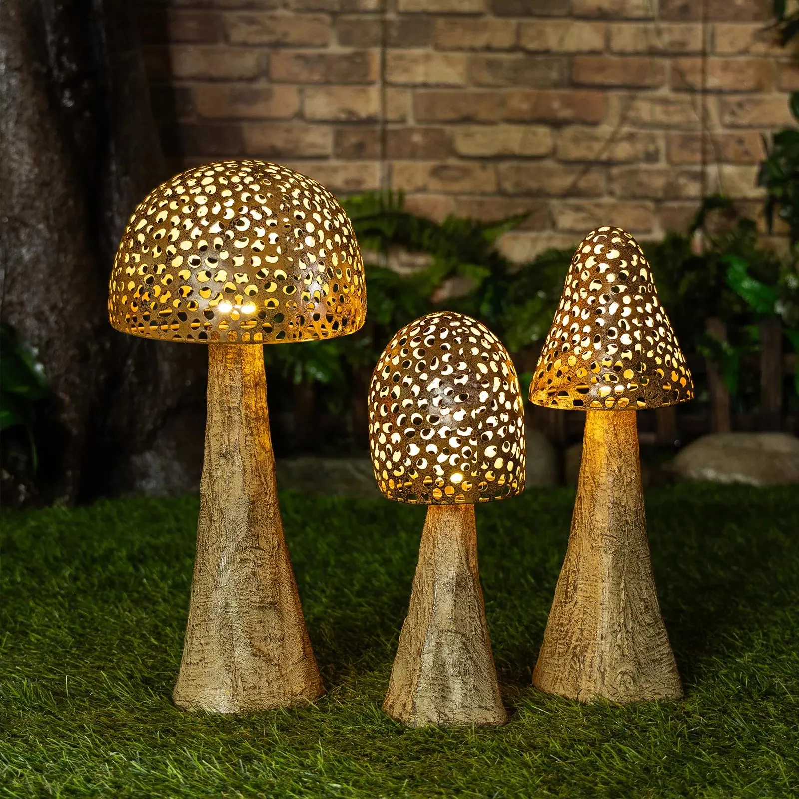 Berkley Jensen Metal/Resin Solar Mushroom, 3 pk.