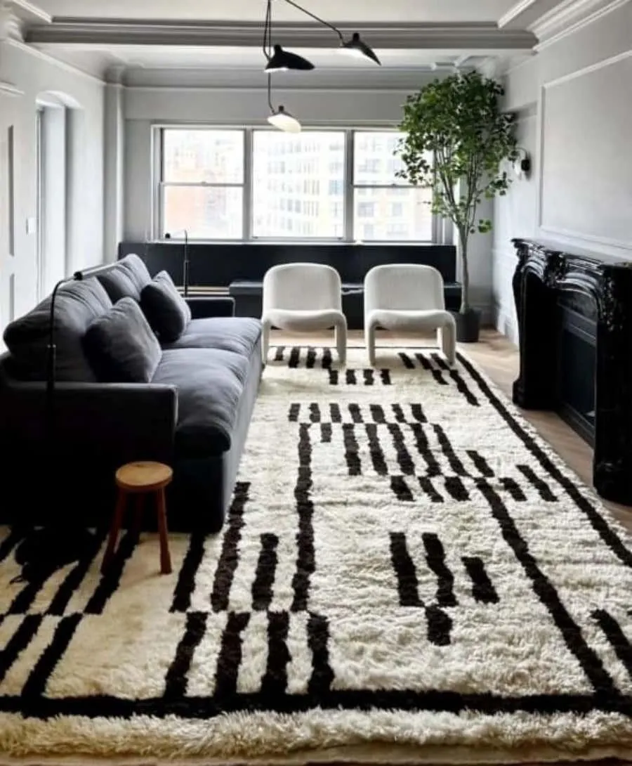 7x10 ft Contemporary Hand-knotted Tulu Rug. 100% Wool. Custom Options Available