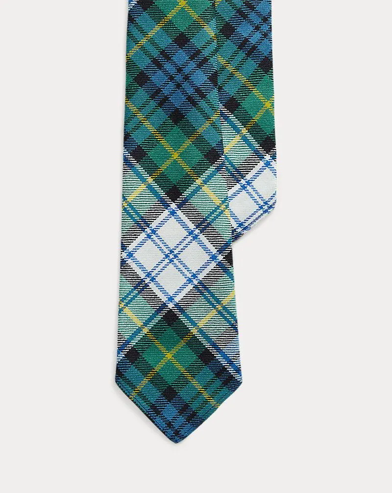 Vintage-Inspired Tartan Wool Tie