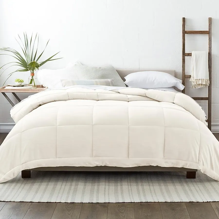 Ienjoy Home Home Ivory Solid King/California king Comforter with ( Down Alternative Fill )
