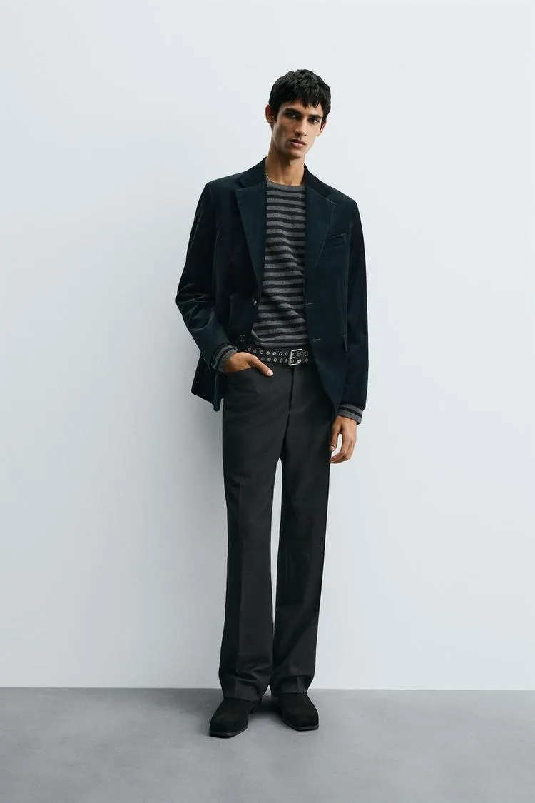 REGULAR FIT VELVET BLAZER