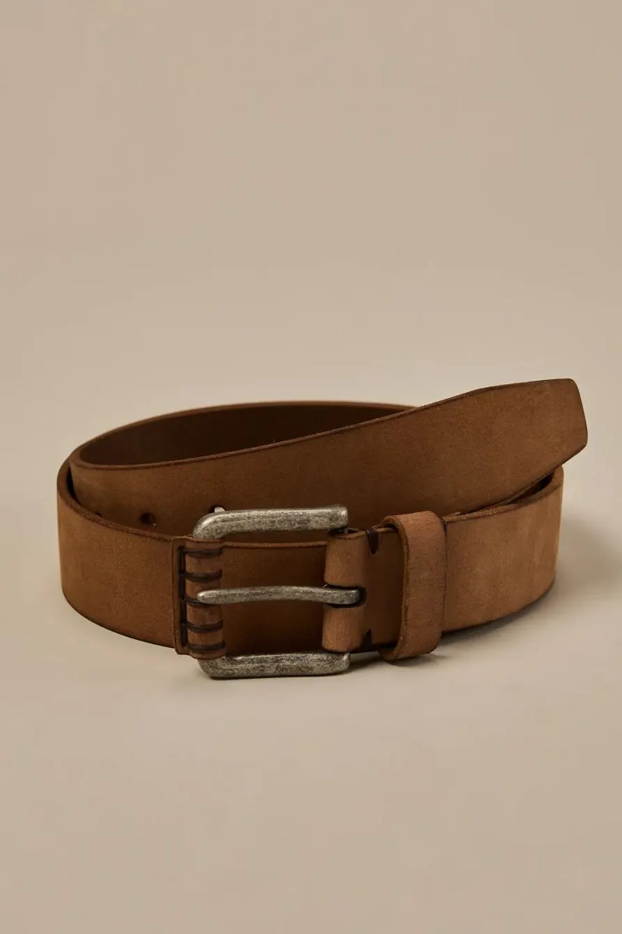 buckle tab leather belt