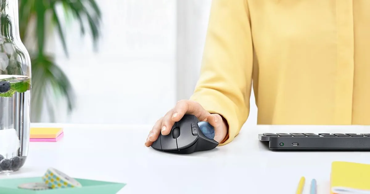 ERGO M575 Wireless Trackball for Business