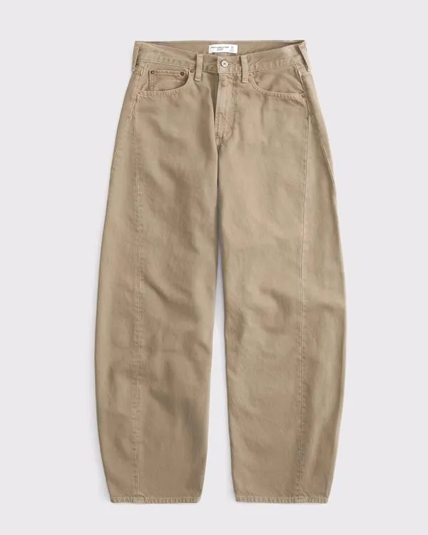 Curve Love Mid Rise Barrel Jean