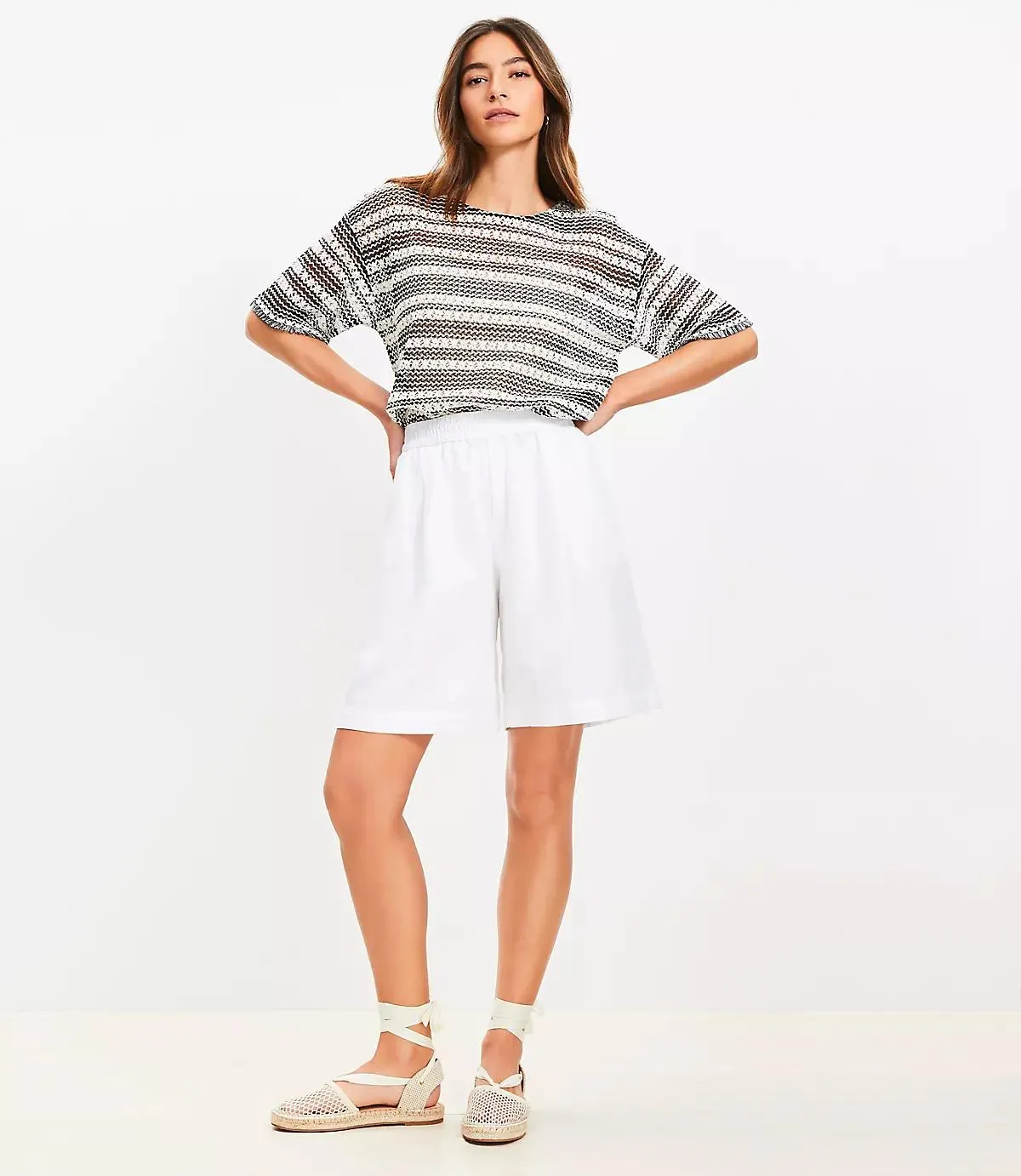 Pull On Bermuda Shorts in Linen Cotton