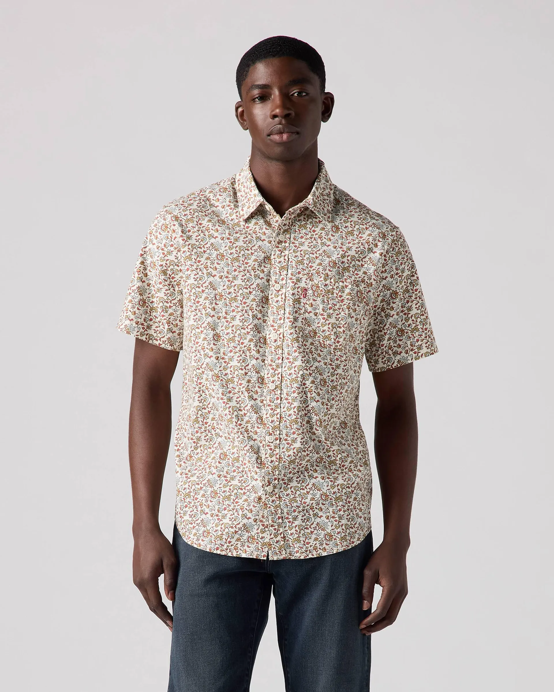 Short Sleeve Classic One Pocket Standard Fit Shirt