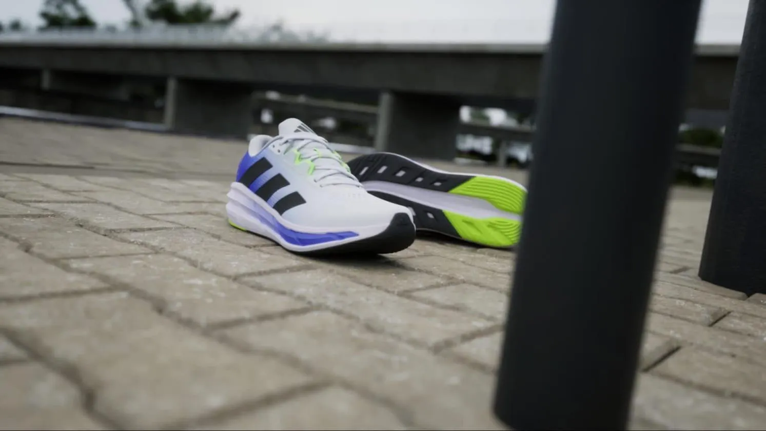 Questar 3 Running Shoes