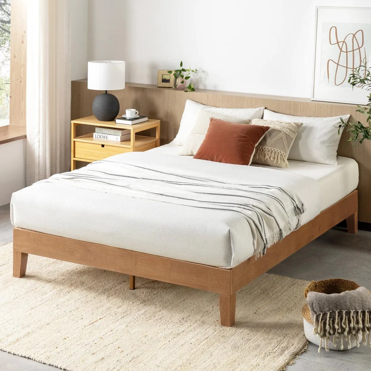 Amaryn Solid Wood Bed