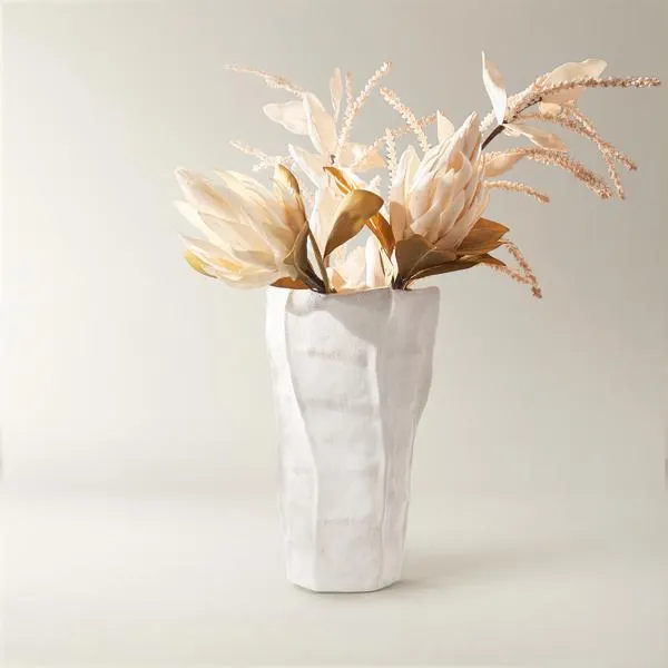 Kira Porcelain Vase