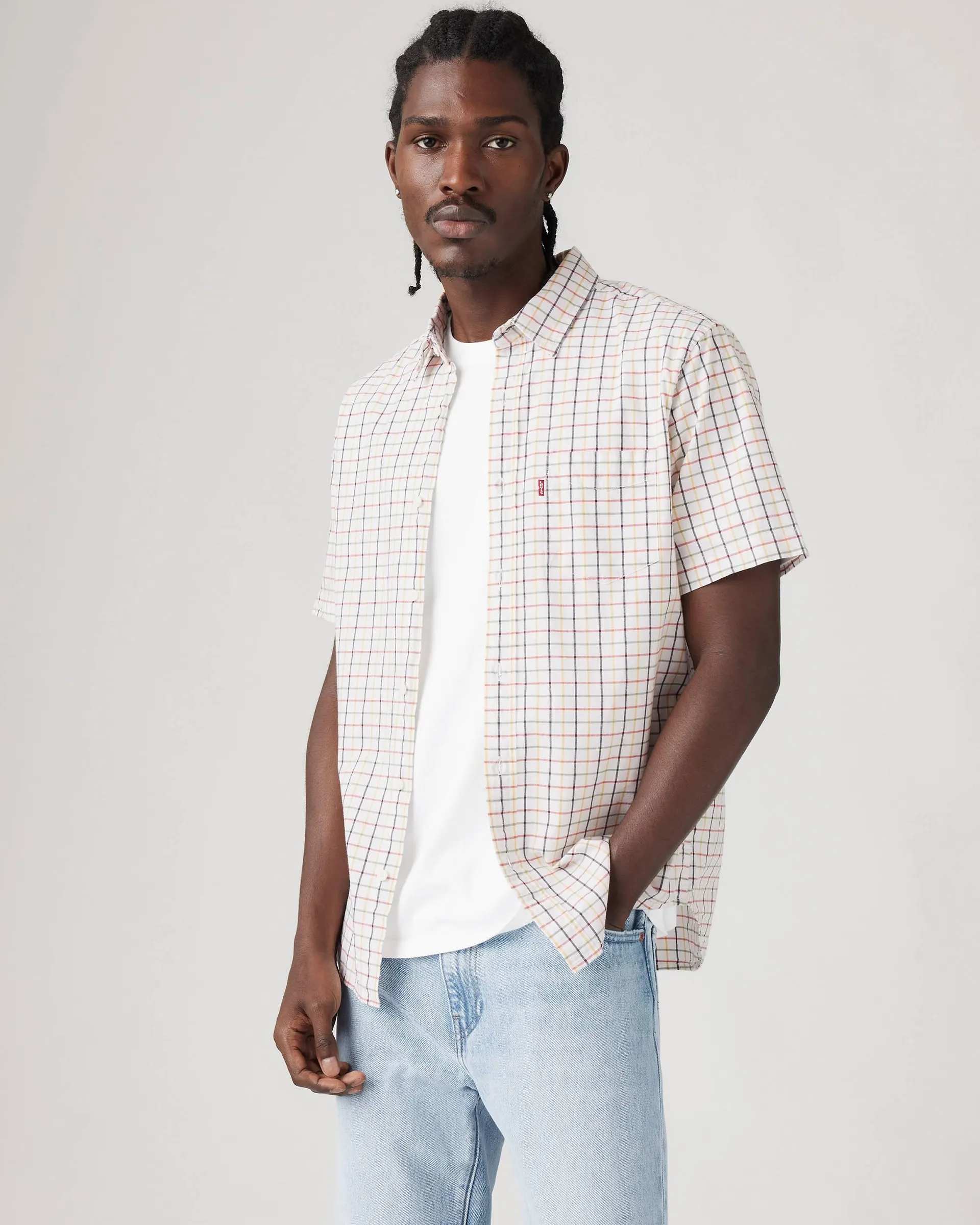 Short Sleeve Classic One Pocket Standard Fit Shirt