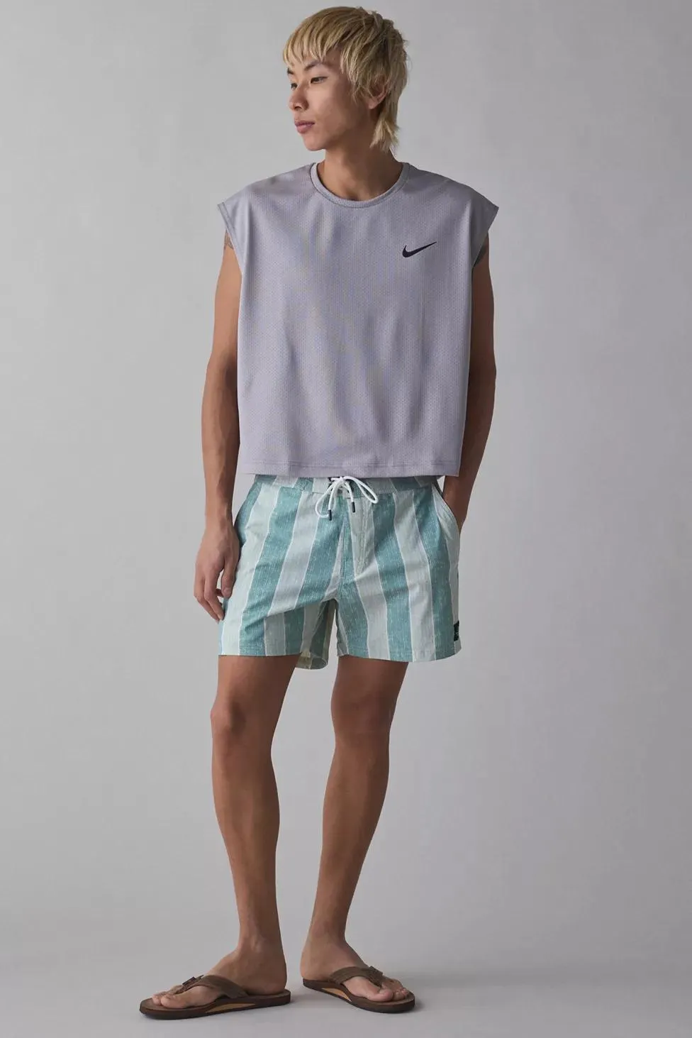 Nike UO Exclusive Crop Swim Shirt
