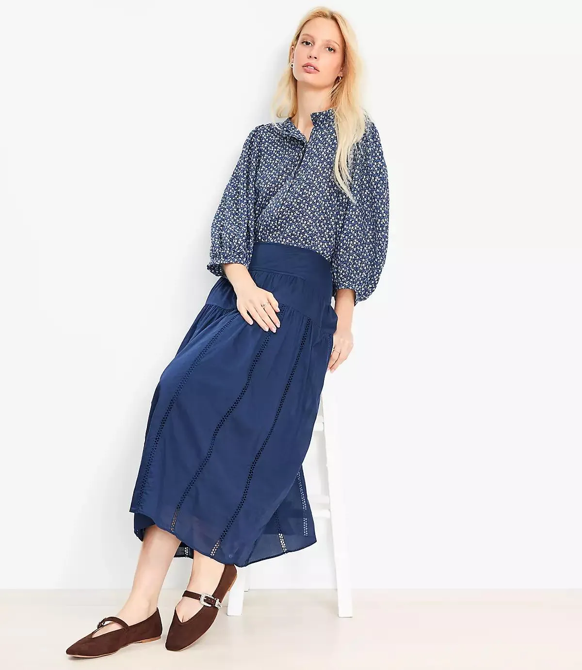 Cutout Trim Midi Skirt