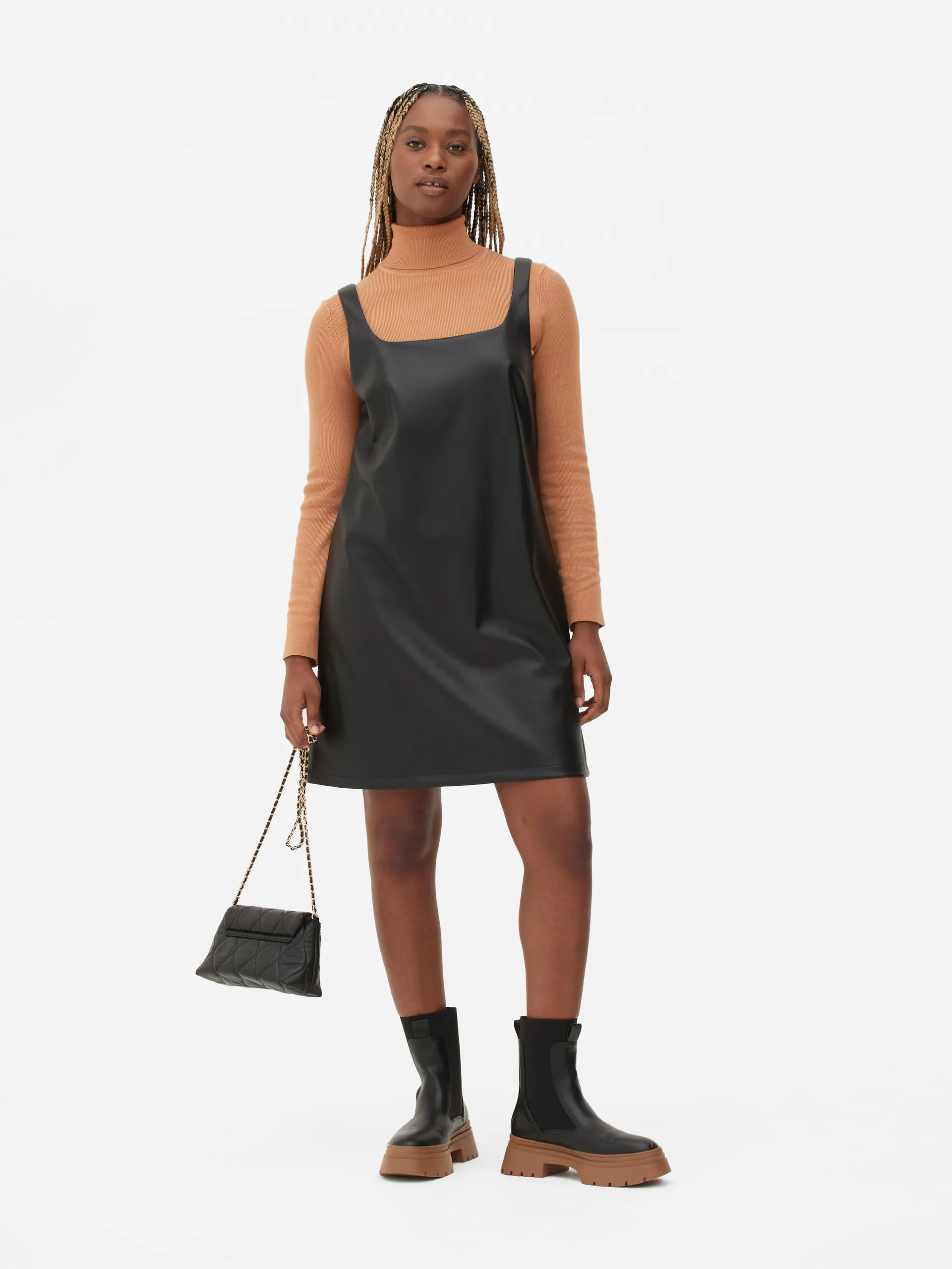 Vestito scamiciato in pelle sintetica