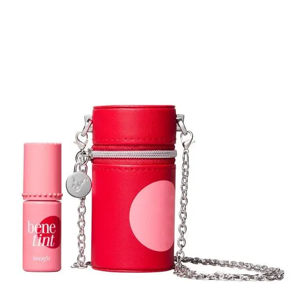 Limited-Edition Benetint & Bag Bundle Limited edition full-size rose-tinted lip &amp; cheek stain with a wearable case