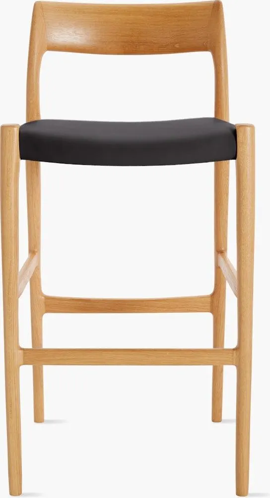 Moller Model 77 Stool