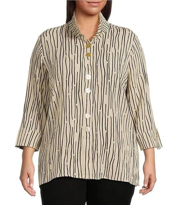 Plus Size Crinkle Woven Abstract Stripe Wire Collar 3/4 Sleeve Button-Front Tunic