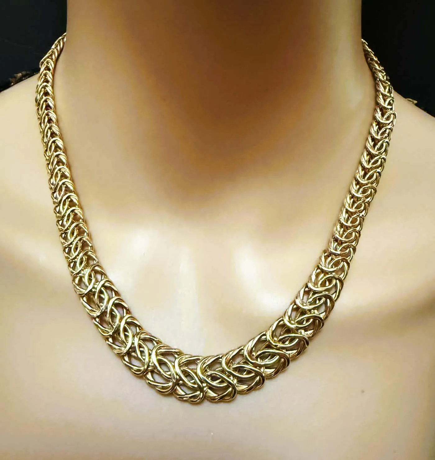14K Yellow Gold Italian Graduated Byzantine Chain Necklace 18" - 25.16 Grams