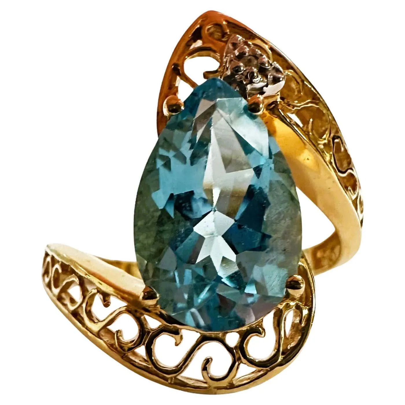 14k Yellow Gold 3.0 Carat Blue Topaz & Diamond Filigree Ring Size 7.75 - Stamped