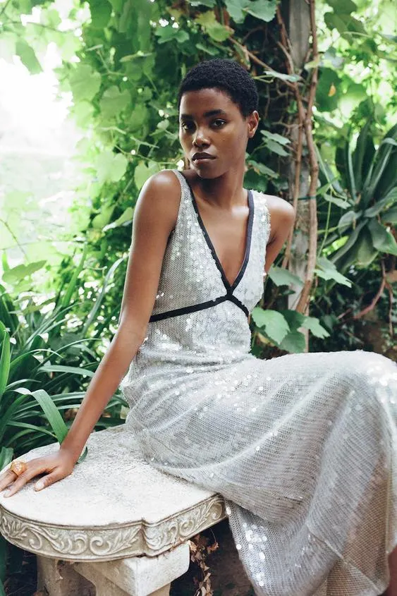 VESTIDO RED LENTEJUELAS