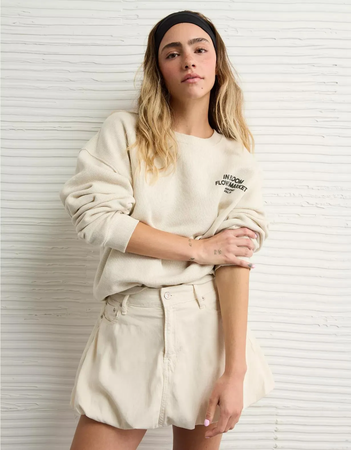 AE Relaxed Fit Destination Graphic Sweatshirt