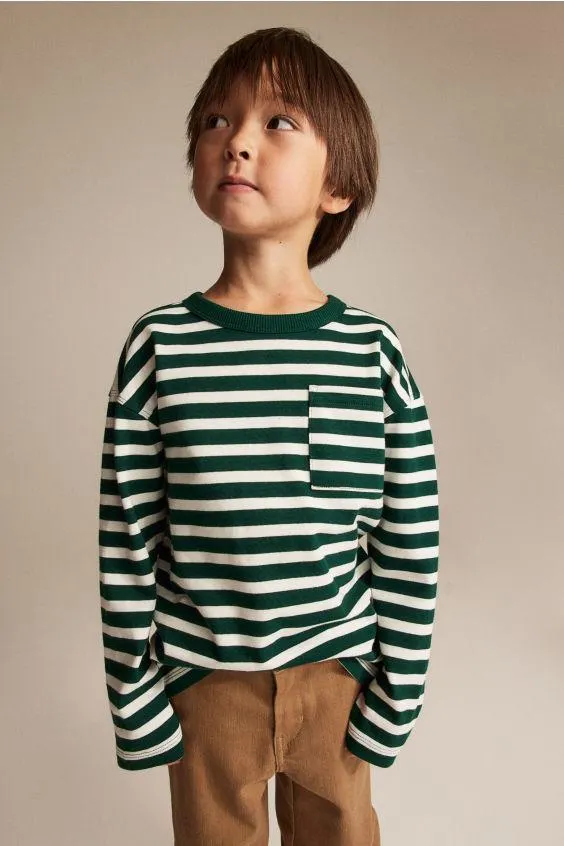 Long-sleeved T-shirt