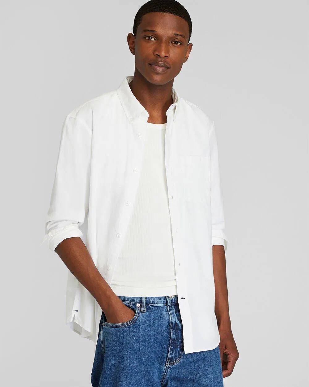 Slim Lightweight Oxford Shirt
