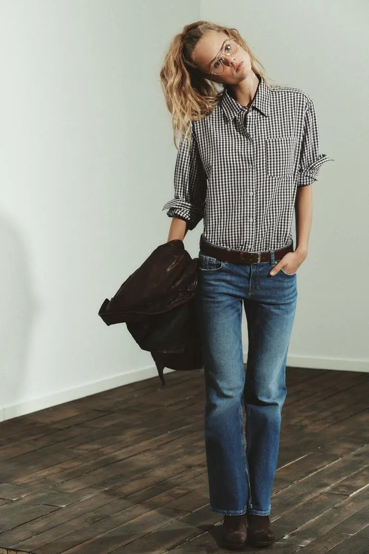 TRF LOW RISE BOOTCUT POCKET JEANS