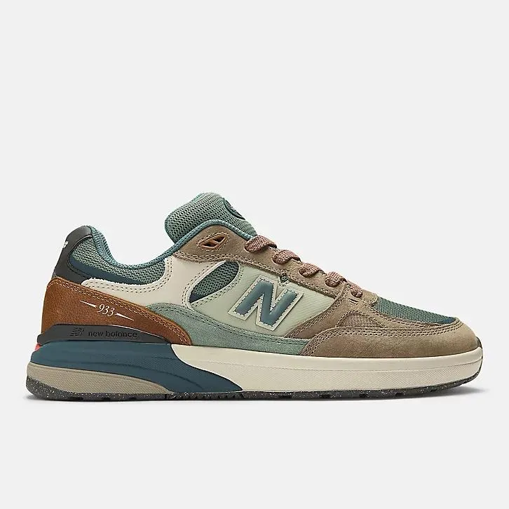 NB Numeric Andrew Reynolds 933