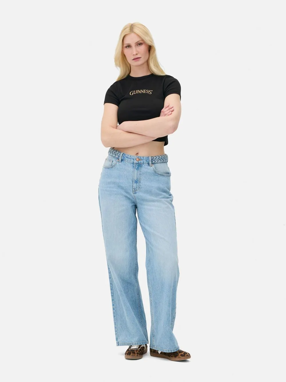 Kurzes „Guinness“ T-Shirt mit Logo