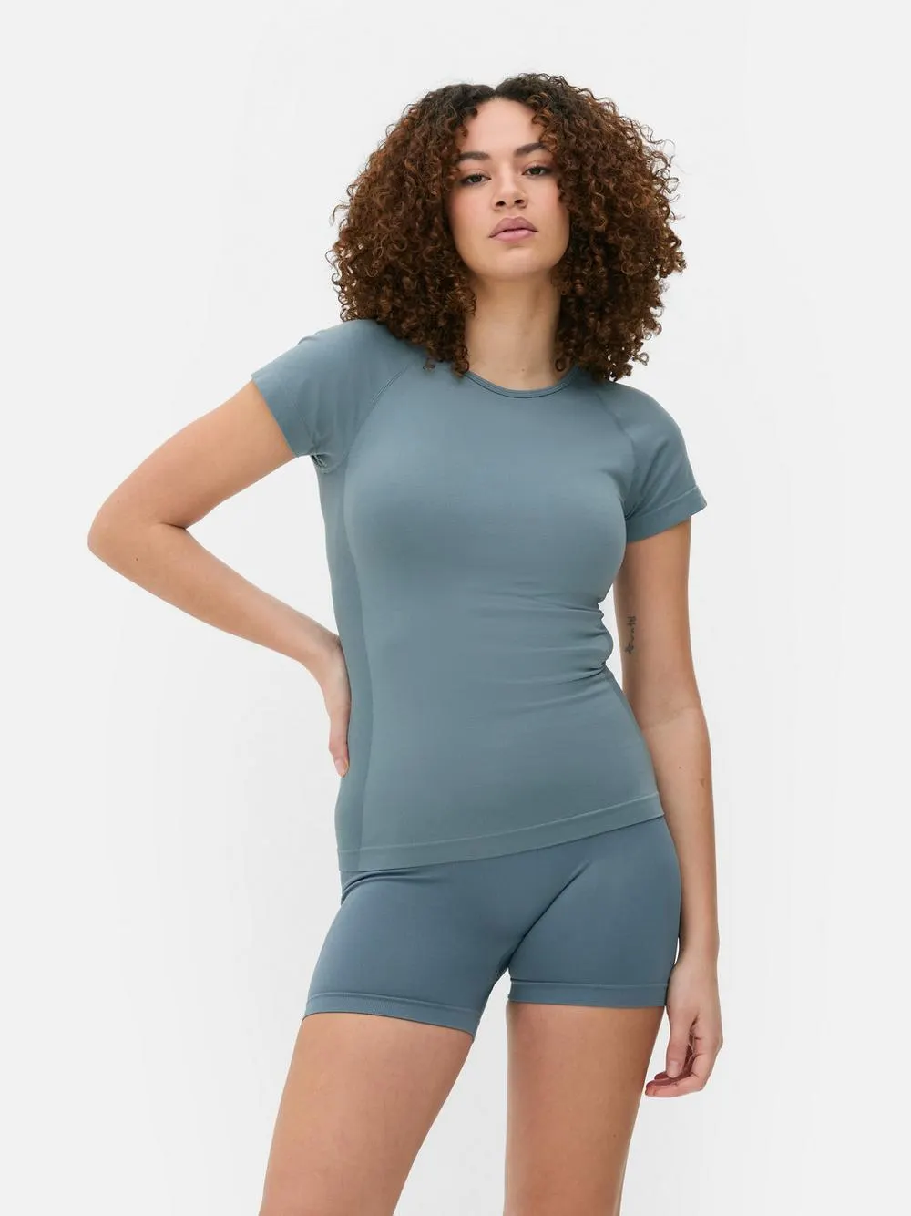 Top desempenho manga curta s/ costuras