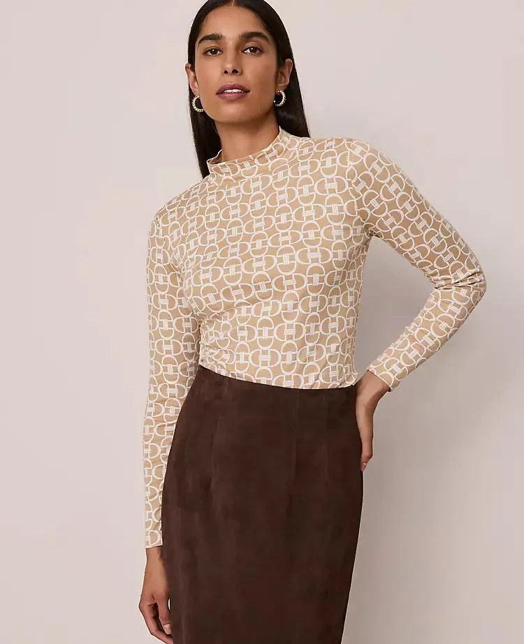 Chain Link Mock Neck Top