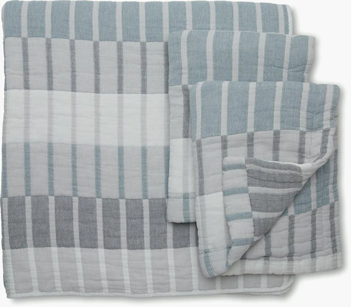 Dusen Dusen Band Bedding