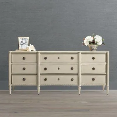 Etienne 9-Drawer Dresser