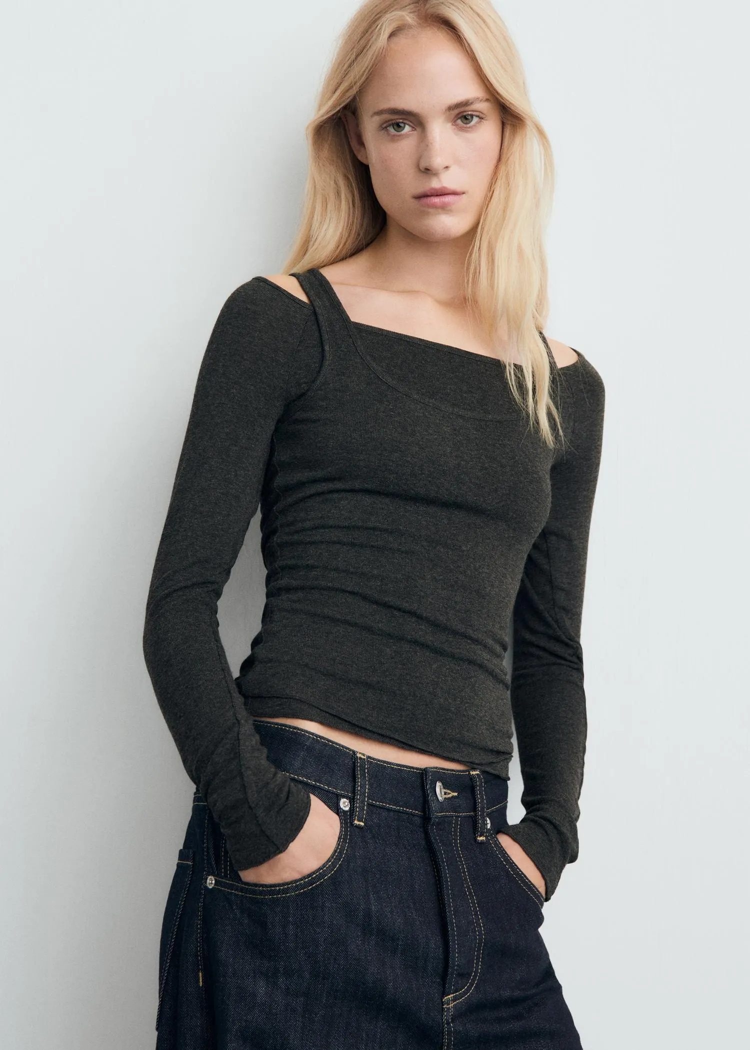 Combined crew neck sweater