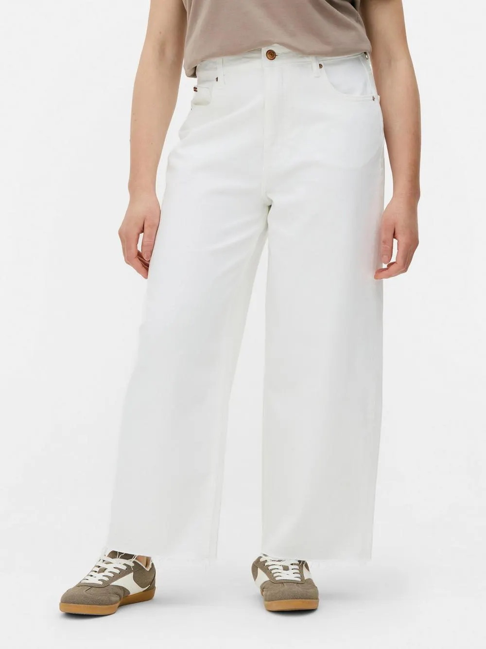 Cropped Wide Leg Jeans