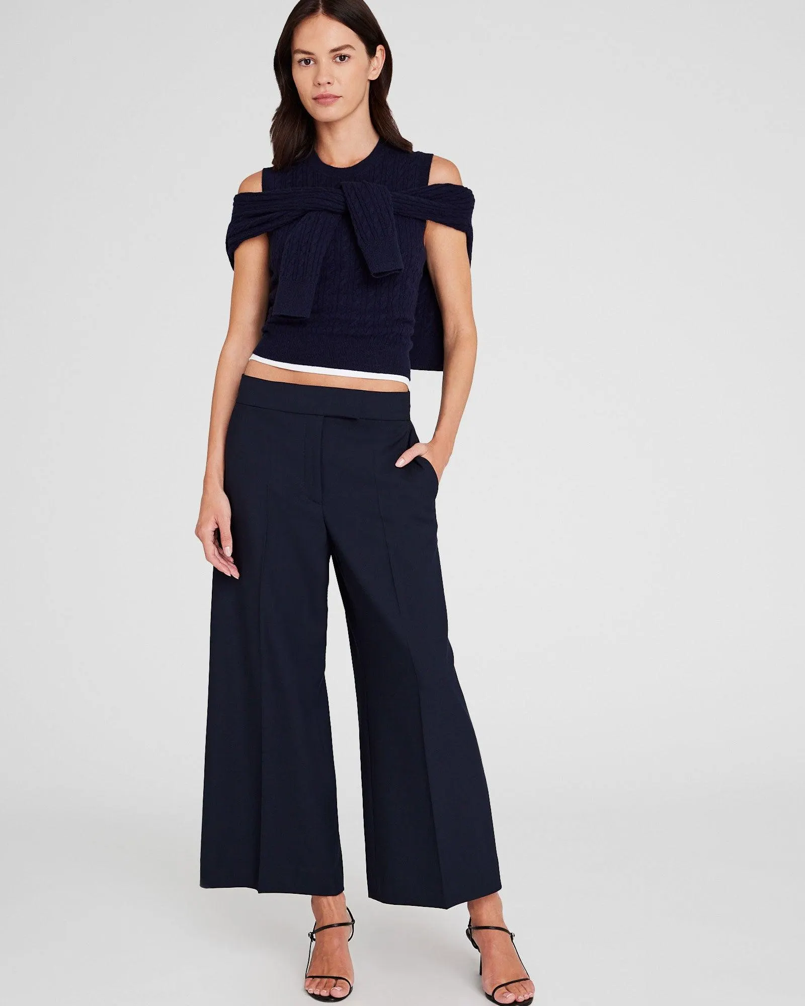 Wide-Leg Borrem Pant