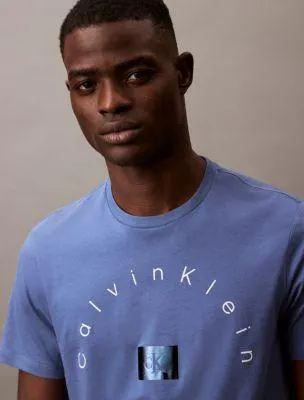 Shine Graphic Crewneck T-Shirt