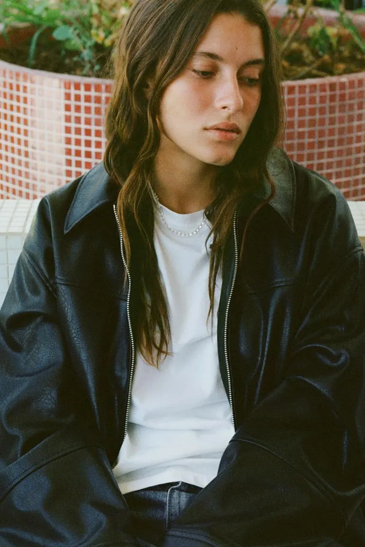 CHAMARRA BOMBER EFECTO PIEL