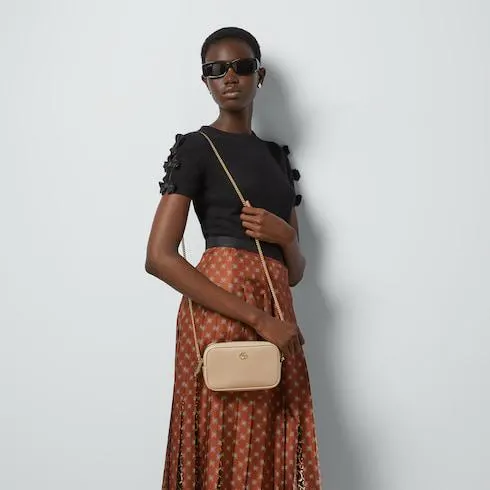 GG Marmont super mini shoulder bag