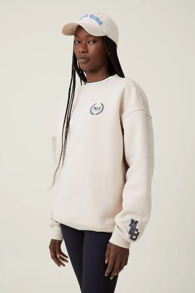Classic Fleece Graphic Crew Sweatshirt