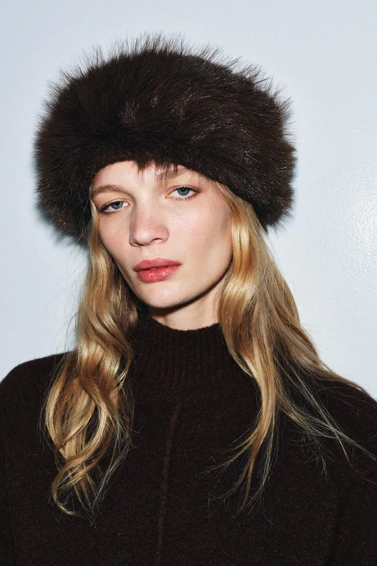 FAUX FUR KNIT BEANIE