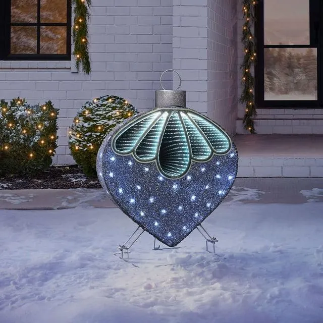 Member's Mark 32" Pre-Lit Silver Infinity Light Ornament Decor